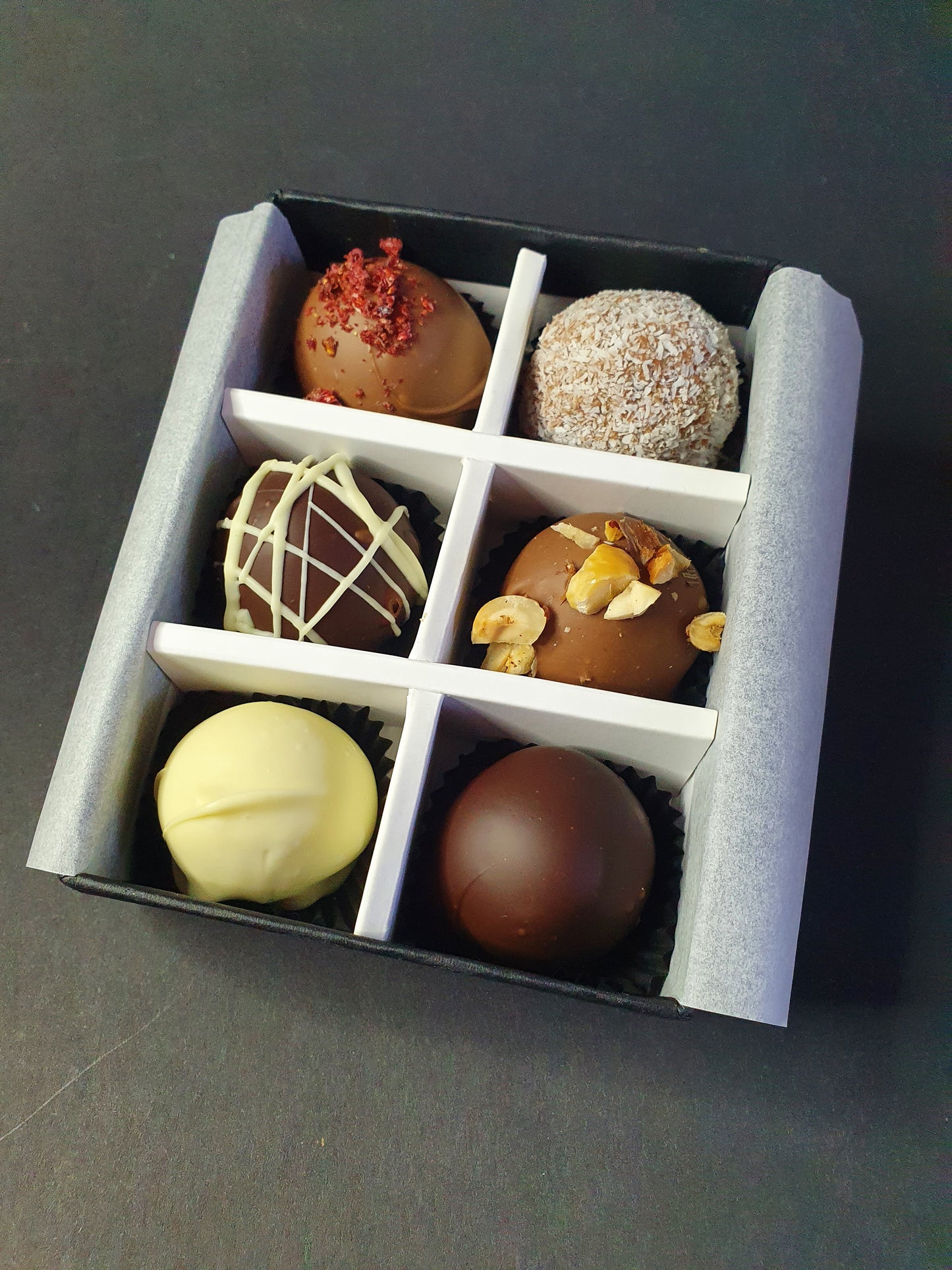 Classic Collection- Luxury selection of 6 chocolate truffles gift box